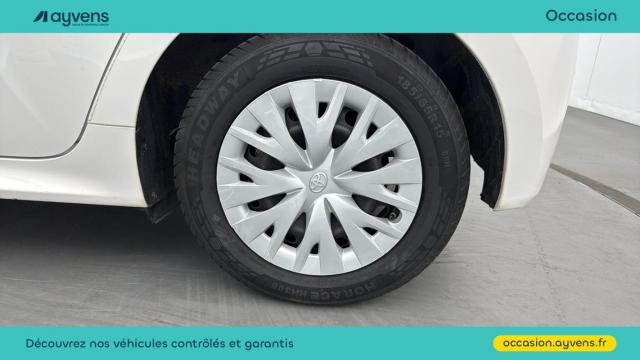 Toyota Yaris image 2