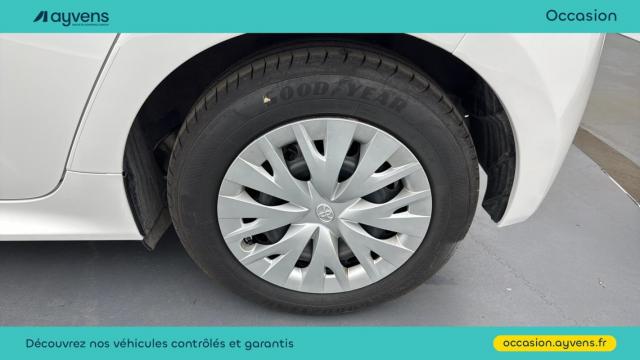 Toyota Yaris image 2