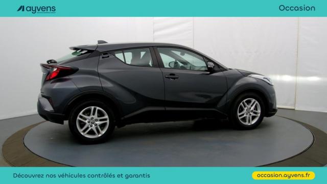 Toyota C-Hr image 1
