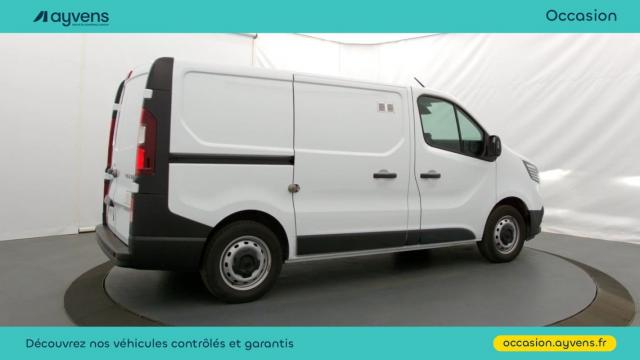 Renault Trafic image 9