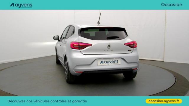Renault Clio image 8