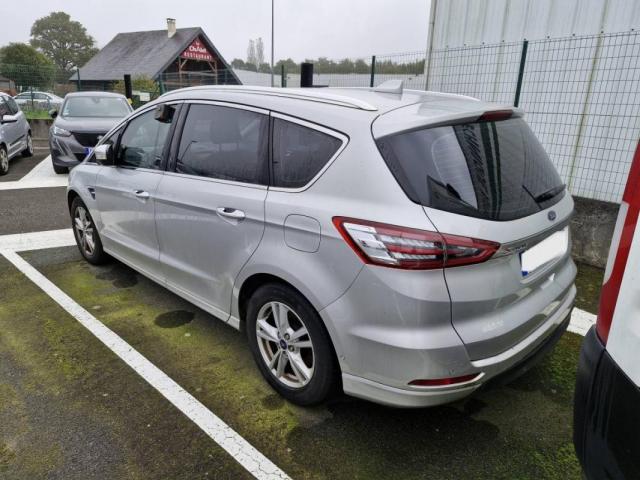Ford S-Max image 5