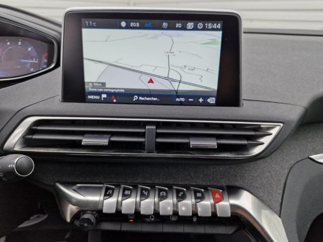 Peugeot 3008 image 1