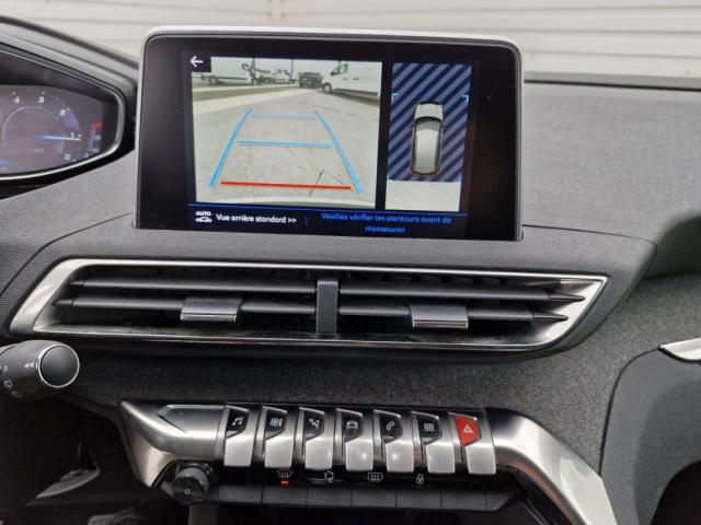 Peugeot 3008 image 3