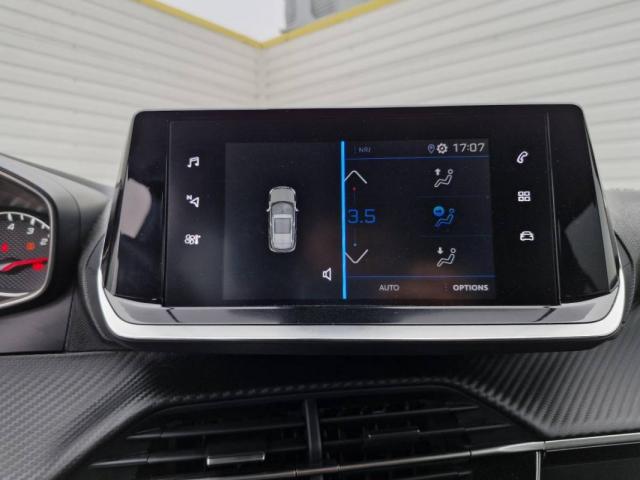 Peugeot 2008 image 4