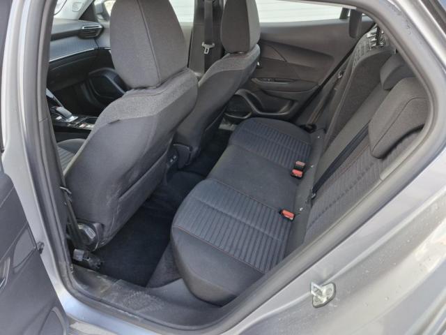 Peugeot 2008 image 3