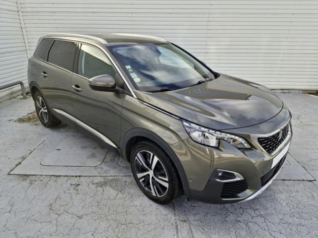 Peugeot 5008 image 8