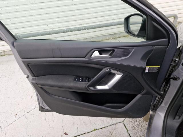 Peugeot 308 image 5