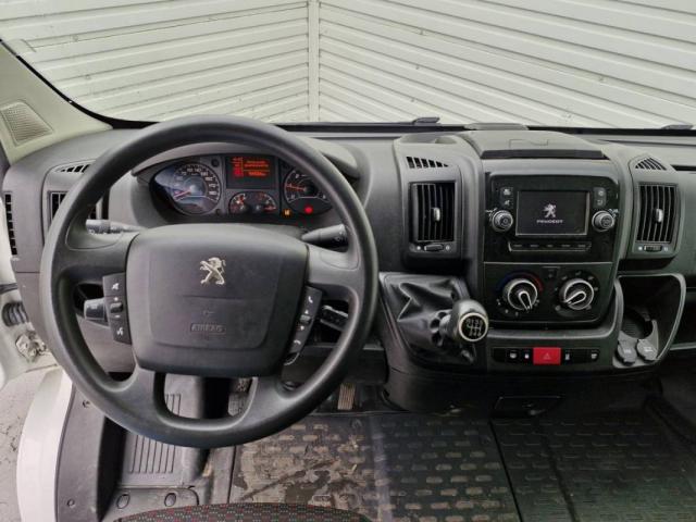 Peugeot Boxer image 9