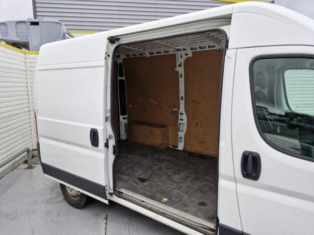 Peugeot Boxer image 1