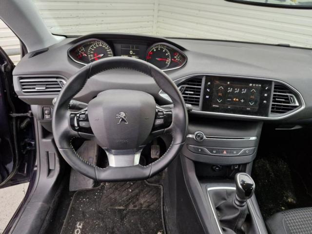 Peugeot 308 image 5