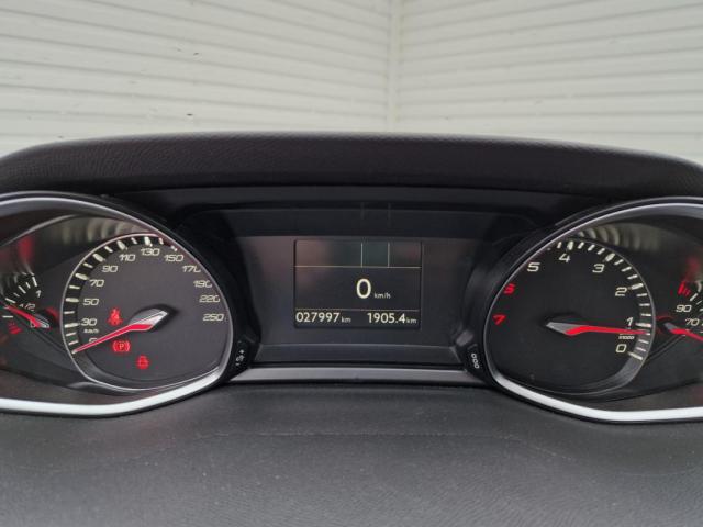 Peugeot 308 image 9