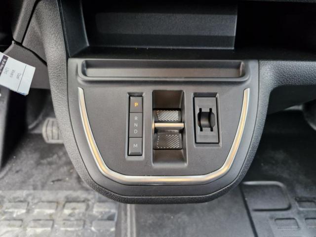 Opel Vivaro image 7
