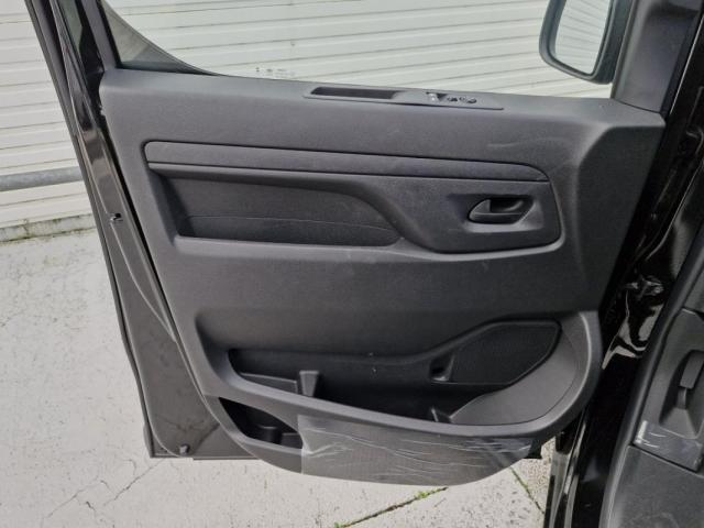 Opel Vivaro image 3