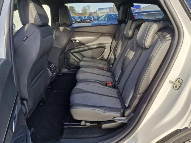 Peugeot 5008 image 4