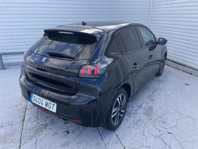 Peugeot 208 image 4