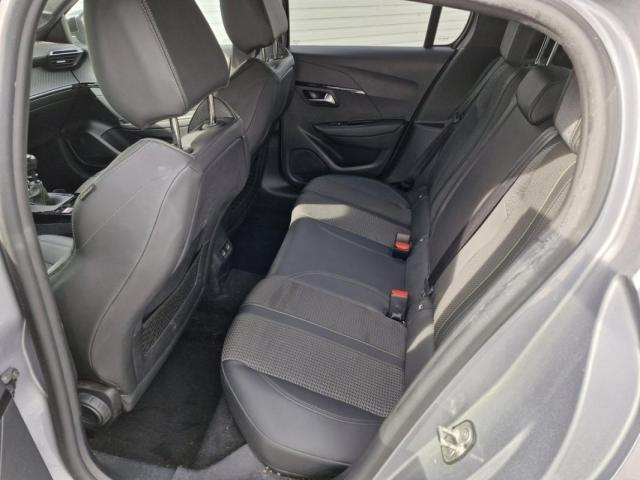 Peugeot 208 image 2