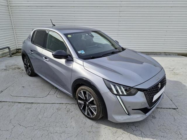 Peugeot 208 image 6