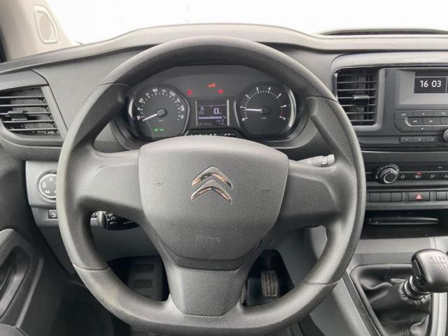 Citroen Jumpy image 2