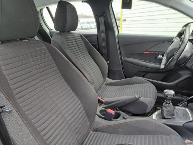 Peugeot 208 image 6