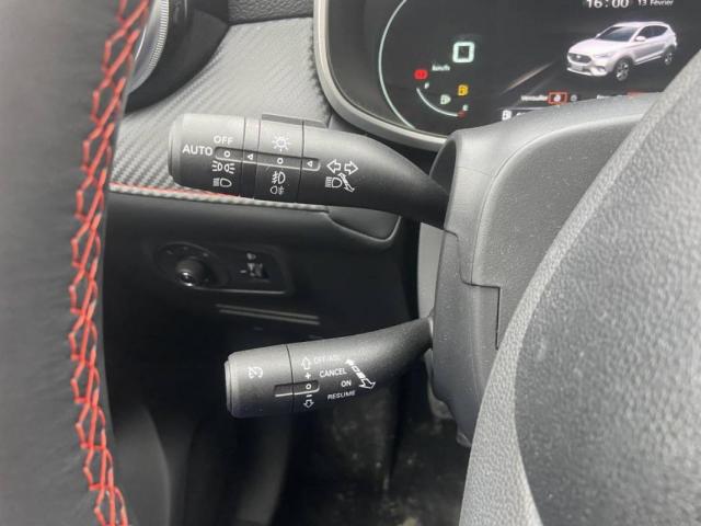 Mg Motor Zs image 6
