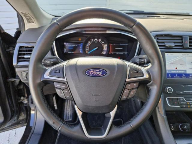Ford Mondeo image 9