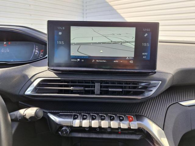 Peugeot 3008 image 3