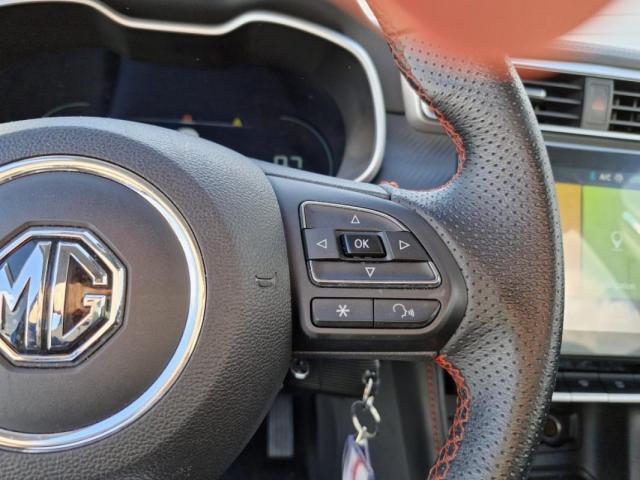 Mg Motor Zs image 6