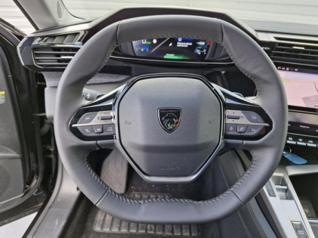 Peugeot 408 image 6