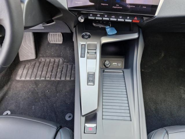Peugeot 408 image 1
