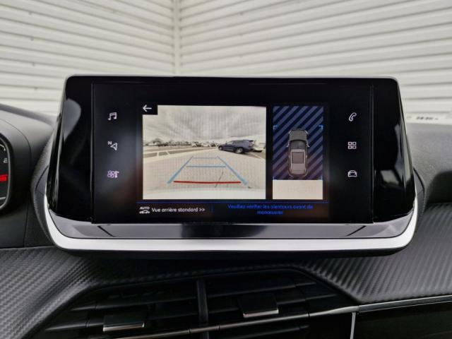 Peugeot 2008 image 8