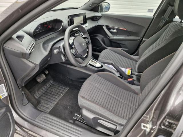 Peugeot 2008 image 6