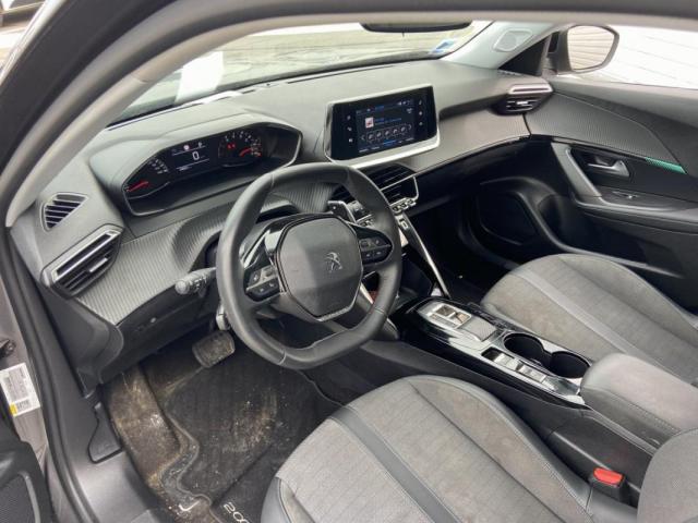 Peugeot 2008 image 3