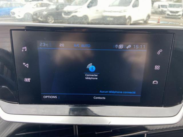 Peugeot 2008 image 9