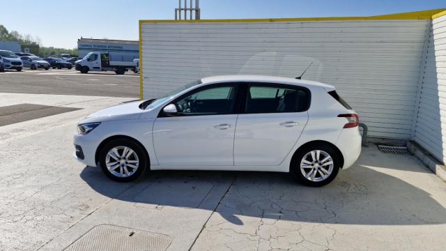 Peugeot 308 image 5