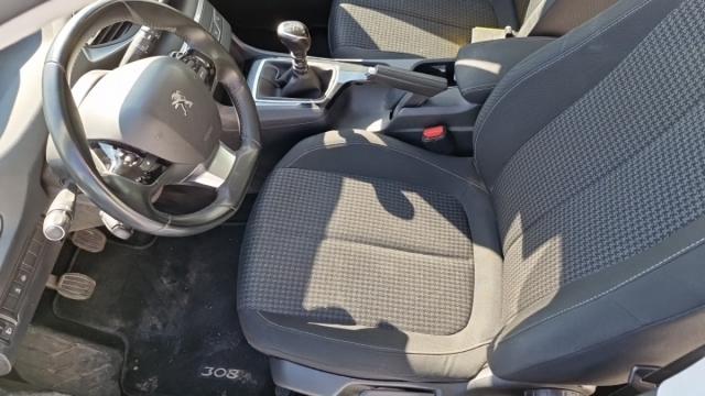 Peugeot 308 image 6