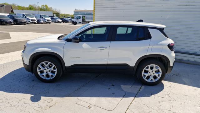 Jeep Avenger image 3