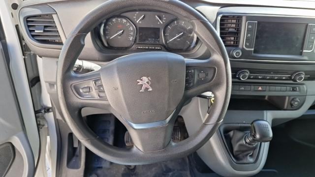 Peugeot Expert image 2