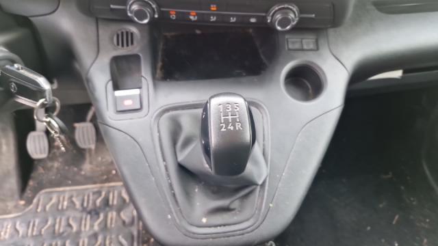 Opel Combo Cargo image 5