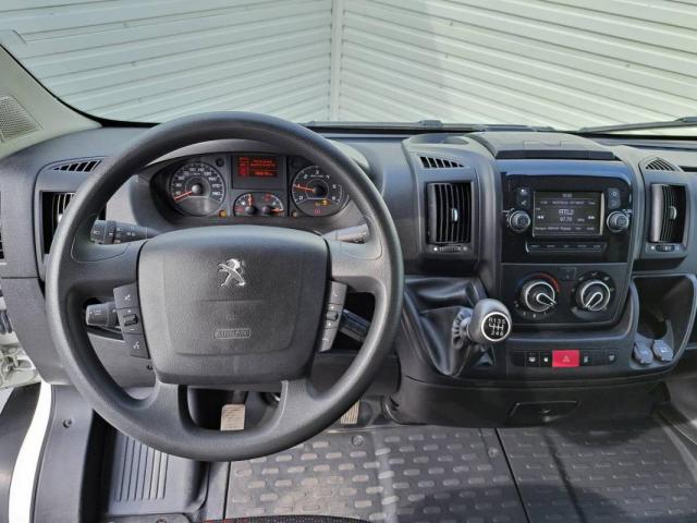 Peugeot Boxer image 9