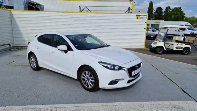 Mazda 3 image 3