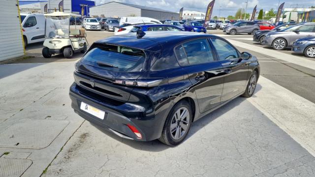 Peugeot 308 image 1