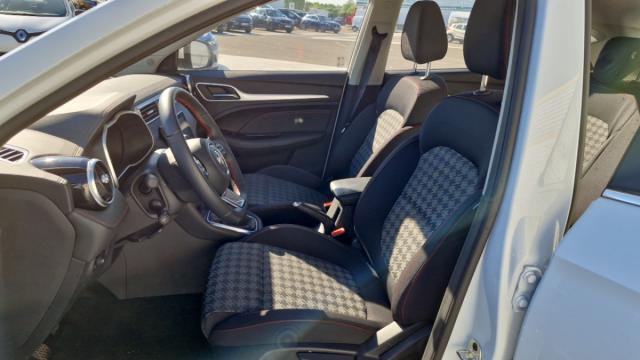 Mg Motor Zs image 3