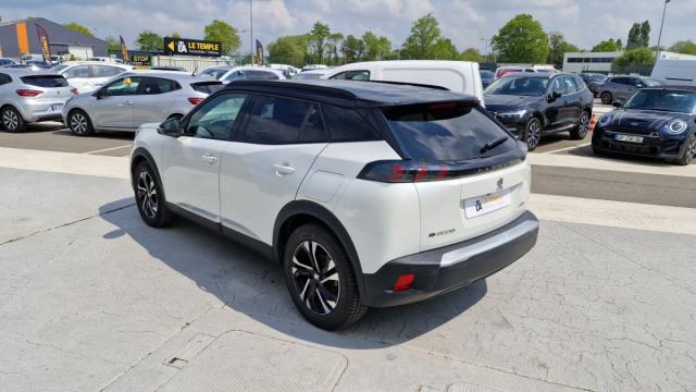 Peugeot 2008 image 3