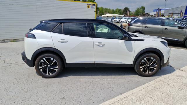Peugeot 2008 image 6
