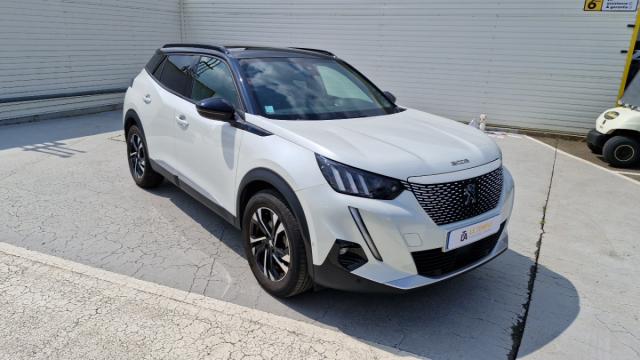 Peugeot 2008 image 8