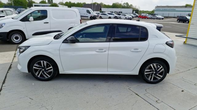 Peugeot 208 image 9