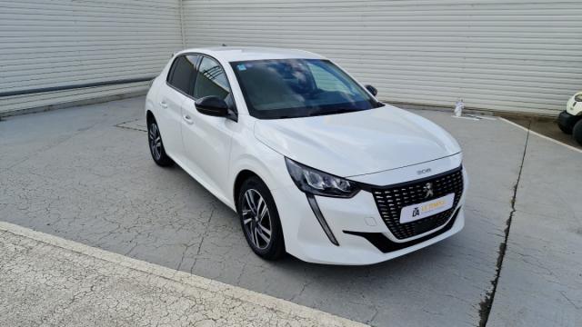 Peugeot 208 image 2