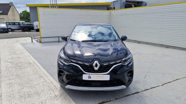Renault Captur image 2