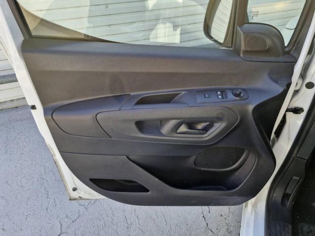 Opel Combo Cargo image 7